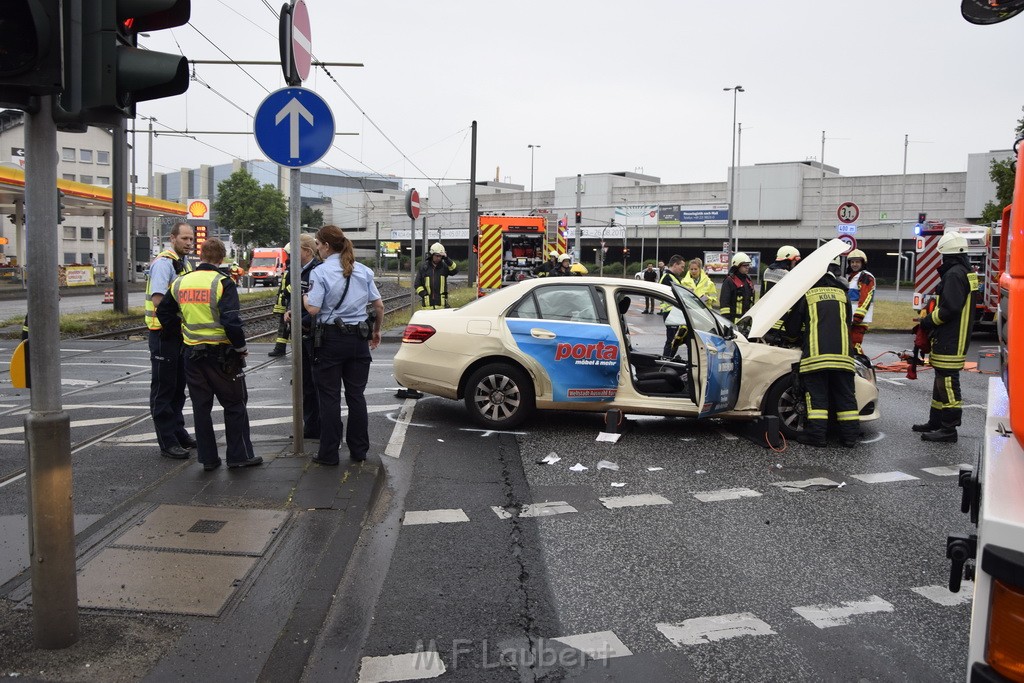 VU 3 Pkw Koeln Deutz Am Messekreisel P024.JPG - Miklos Laubert